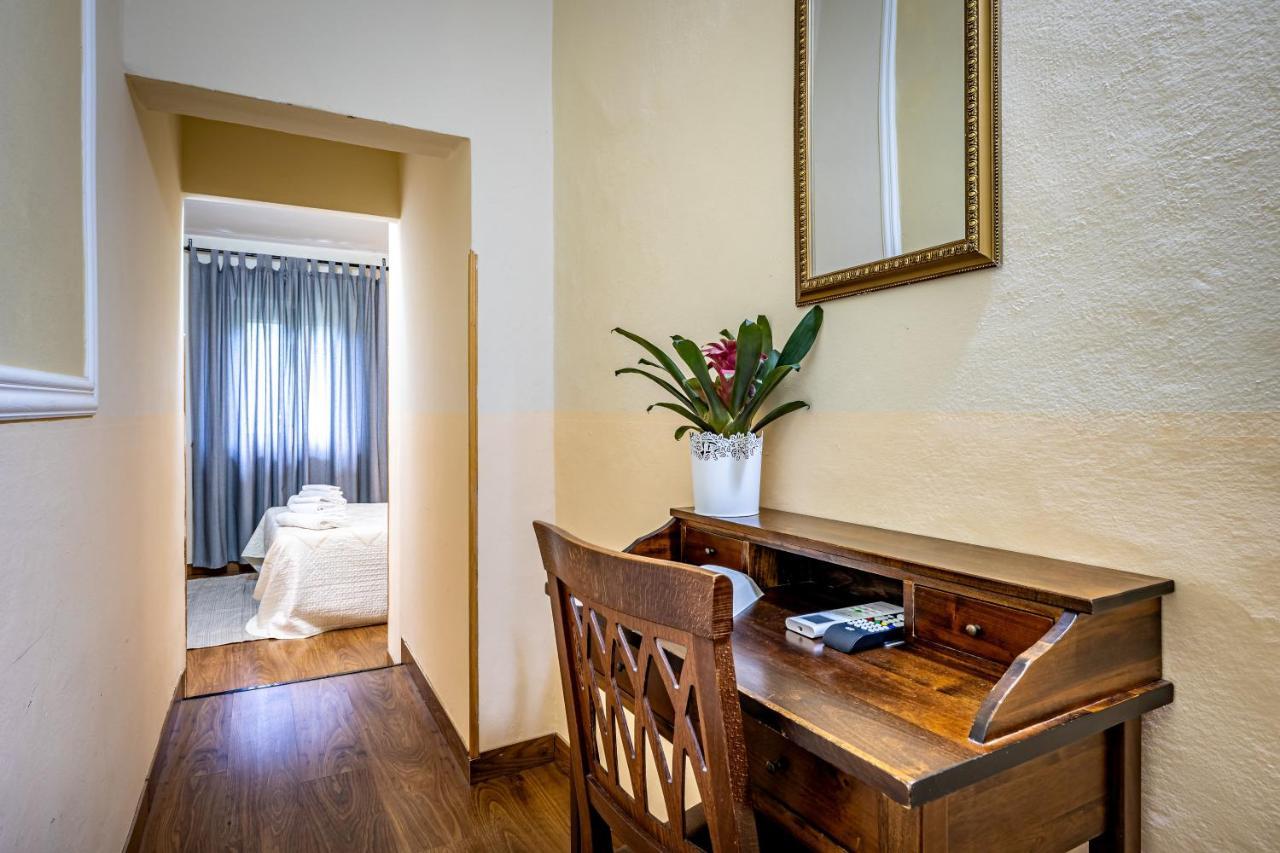 Hotel Minerva Pisa Exteriör bild