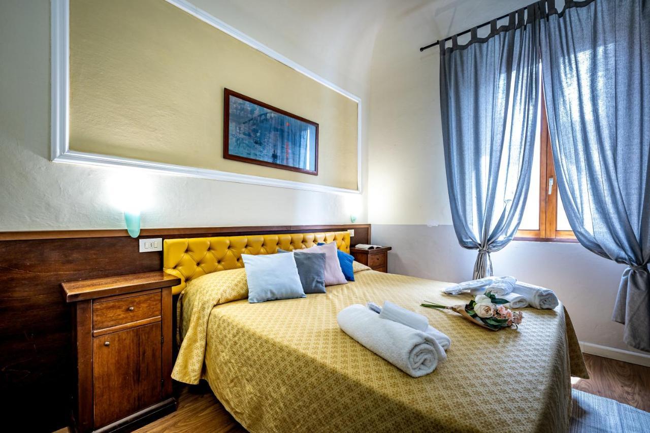 Hotel Minerva Pisa Exteriör bild