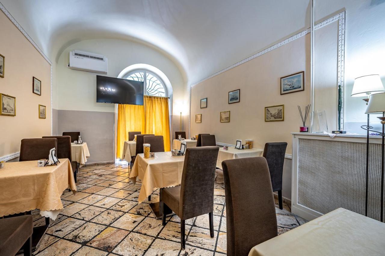 Hotel Minerva Pisa Exteriör bild