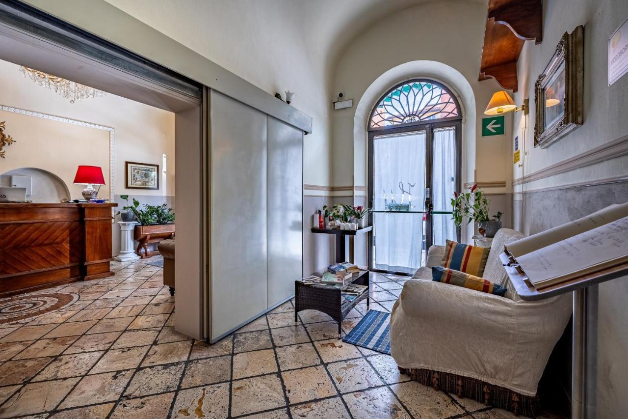 Hotel Minerva Pisa Exteriör bild